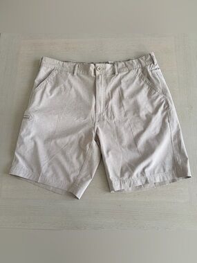 Hook & Tackle Hi Tide Hybrid Shorts Men Sz 38 Beige Performance Stretch Fishing
